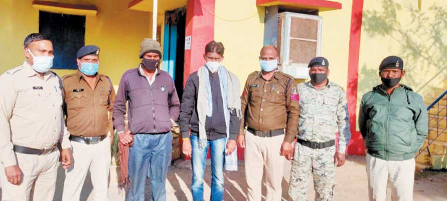 नौकरी लगाने के नाम पर ठगी, 2 बंदी नौकरी लगाने के नाम पर ठगी, 2 बंदी