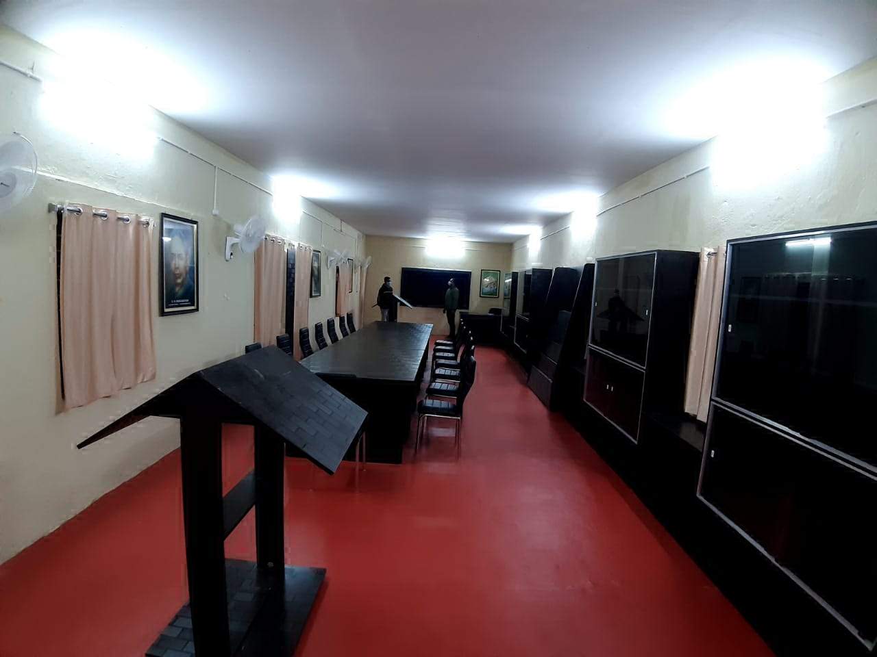 बेहतर शिक्षा पाने कारगर साबित होगी आधुनिक पुस्तकालय