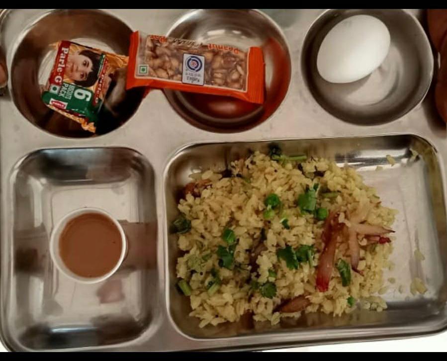 मेडिकल कॉलेज और कोविड केयर सेंटरों में मरीजों को मिल रहा पौष्टिक आहार