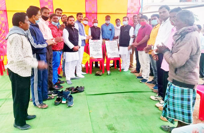 संसदीय सचिव ने किया पानी टंकी निर्माण व पाइपलाइन विस्तारीकरण कार्य का शुभांरभ