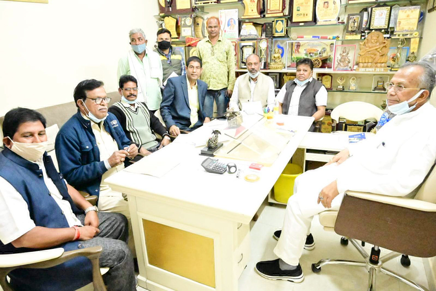 गृहमंत्री ने की कांग्रेस सदस्यता अभियान की शुरुआत