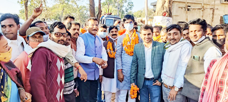 कांग्रेस पदाधिकारियों का केशकाल में जोशीला स्वागत