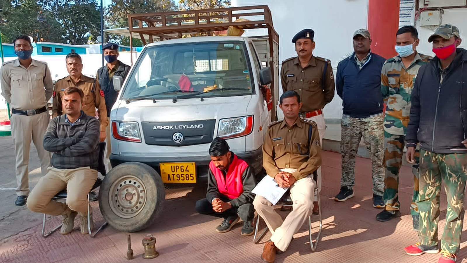 टायर चोरी, नाबालिग समेत 2 पकड़ाए