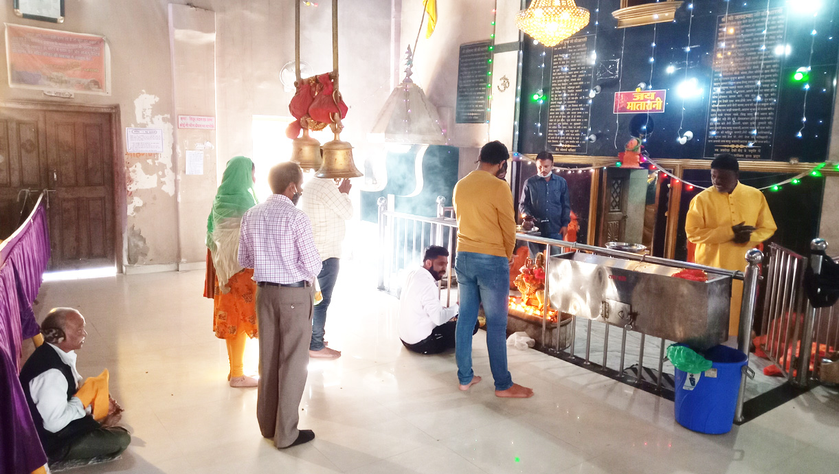 गुप्त नवरात्र शुरू, भक्तिमय माहौल में पूजा-अर्चना