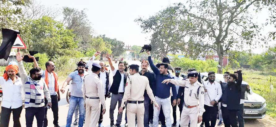 राहुल का विरोध करने जा रहे भाजयुमो कार्यकर्ता हिरासत में