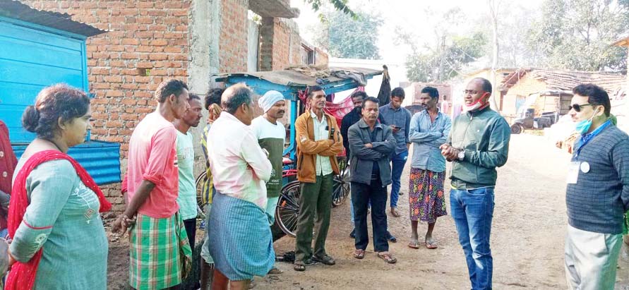 वार्डों का दौरा कर आयुक्त ने लिया सफाई व्यवस्था का जायजा