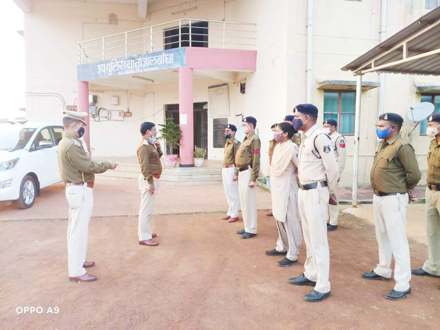 पुलिस का खौफ अपराधियों के लिए, फरियादियों के लिए हमदर्दी जरूरी - एसपी