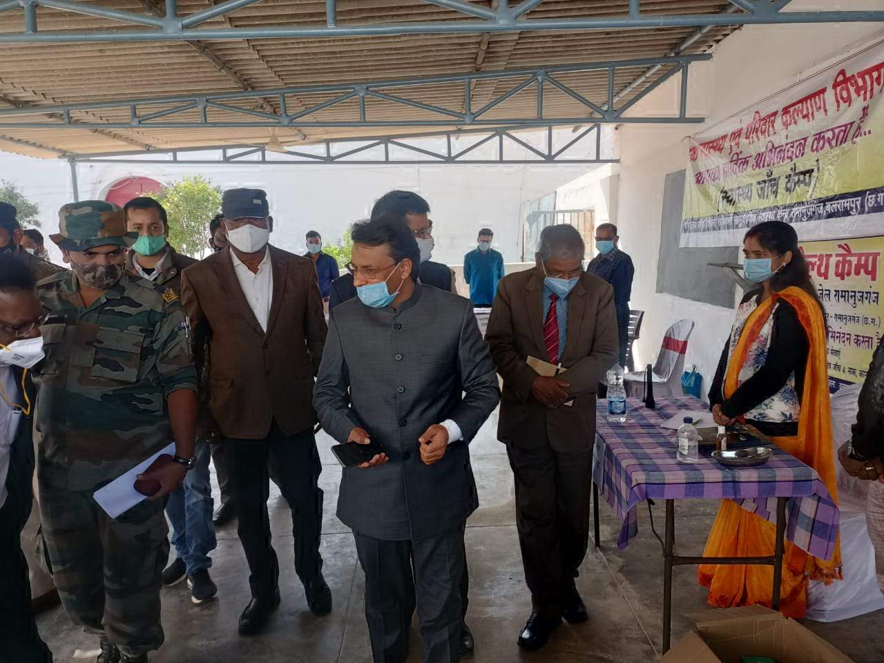 निशुल्क स्वास्थ्य शिविर व विधिक जागरूकता शिविर