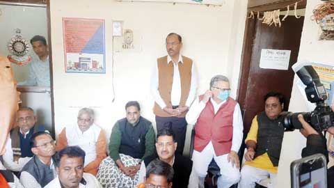  मूणत के समर्थन में घिरा विस थाना, रमन-कौशिक का एलान, रोज देंगे धरनासोमवार   को रायपुर बंद