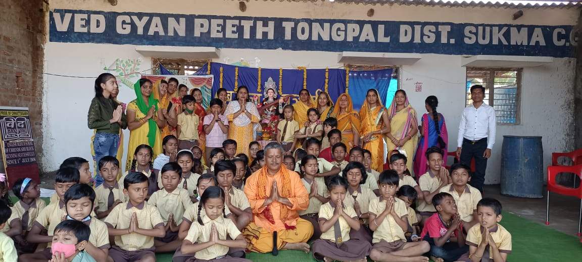 पढ़ाई पूरे मन से करना चाहिए जिससे माता पिता व गुरुजनों का नाम हो-दीपिका