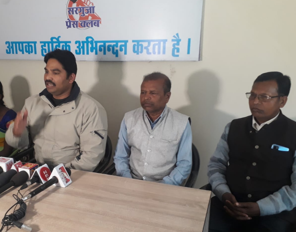 मासूम से गैंगरेप की कोशिश, पुलिस अफसर का बर्ताव अमानवीय, आरोप