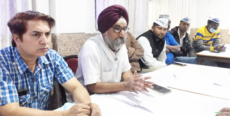 ले-आउट मंजूर नहीं, बन गई कॉलोनी, सुविधाओं के लिए भटक रहे लोग