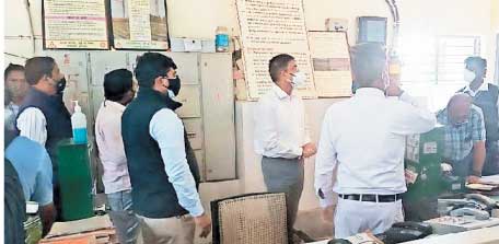 बेलसोंडा-महासमुंद में पानी-सफाई की अव्यवस्था पर डीआरएम ने कहा-यहां सब ठीक है