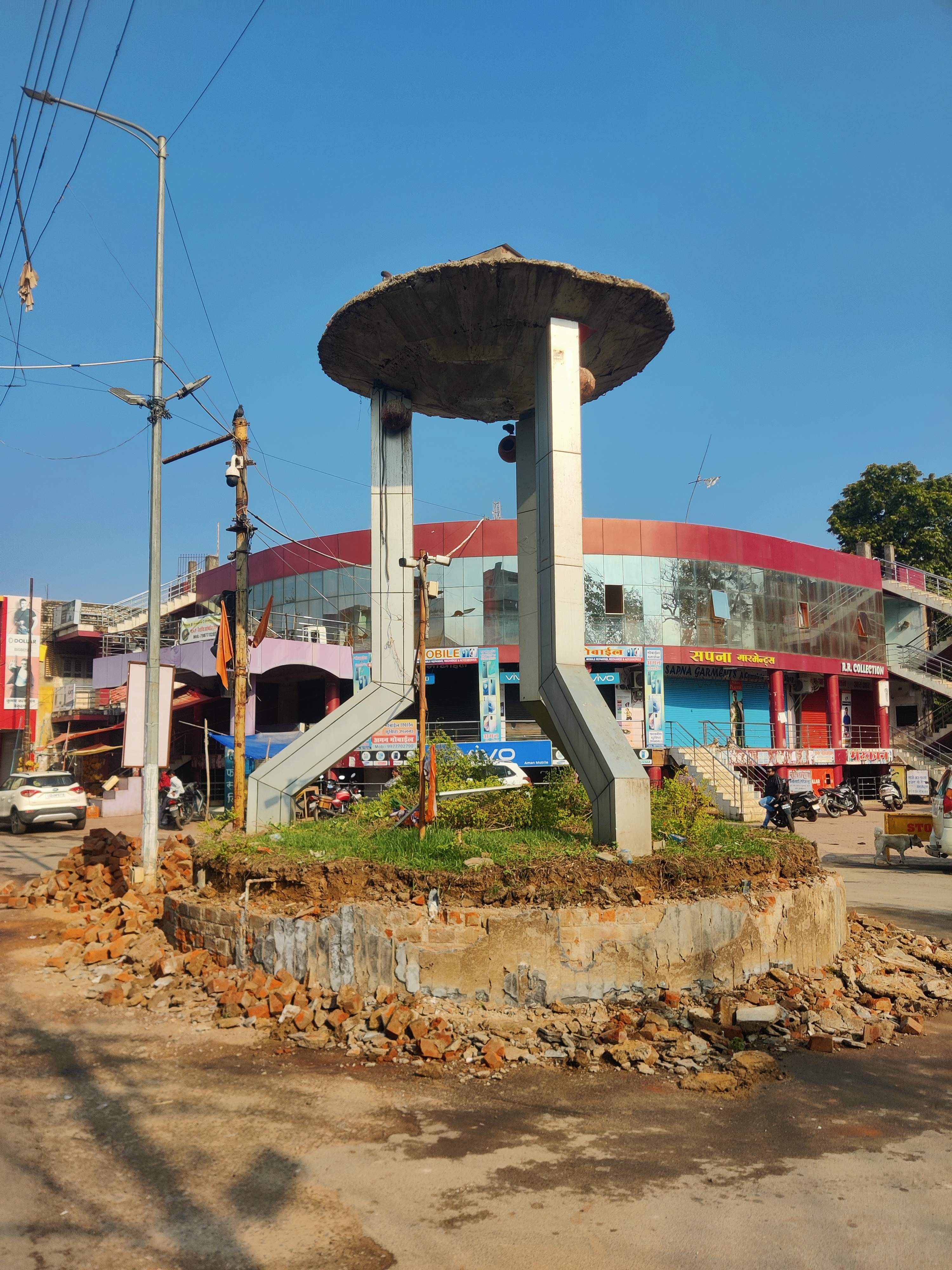 घड़ी चौक पर फिर लगेगी घड़ी या कुमार साहब की प्रतिमा