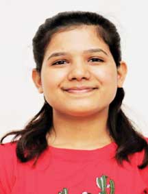 अनुष्का प्रथम प्रयास में ही सीए बनीं