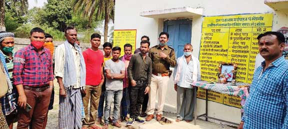 भूमकाल आंदोलन के नायकों की बताई गाथाएं पुलिस ने ग्रामीणों संग मनाया भूमकाल दिवस