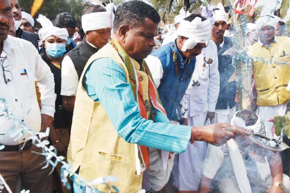 लखमा ने किया भूमकाल के महानायकों को याद