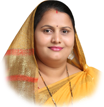 दो लक्जरी कार की मालकिन छन्नी के स्कूटी दौरे पर आदिवासी समाज भडक़ा