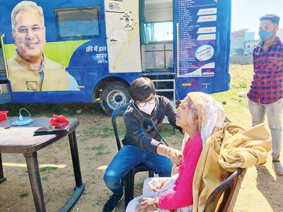  मुख्यमंत्री शहरी स्लम स्वास्थ्य योजना, गली-मोहल्लों में मिल रही नि:शुल्क स्वास्थ्य सुविधा