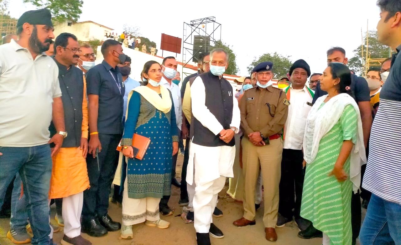 ताम्रध्वज ने माघी पुन्नी मेला तैयारियों का किया निरीक्षण ताम्रध्वज ने माघी पुन्नी मेला तैयारियों का किया निरीक्षण