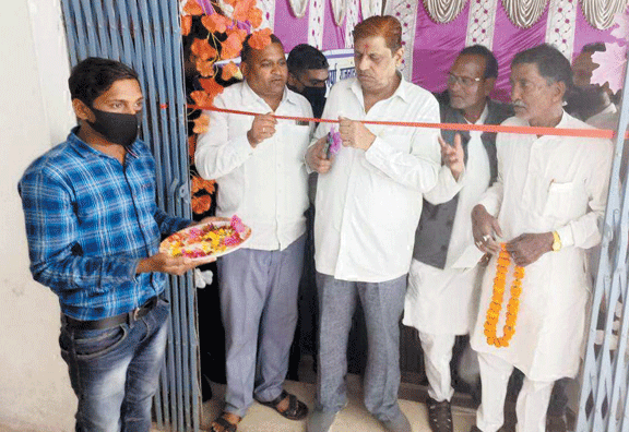 क्षेत्र का विकास पहली प्राथमिकता-अकबर, वन मंत्री ने खाद गोदाम का किया लोकार्पण क्षेत्र का विकास पहली प्राथमिकता-अकबर, वन मंत्री ने खाद गोदाम का किया लोकार्पण