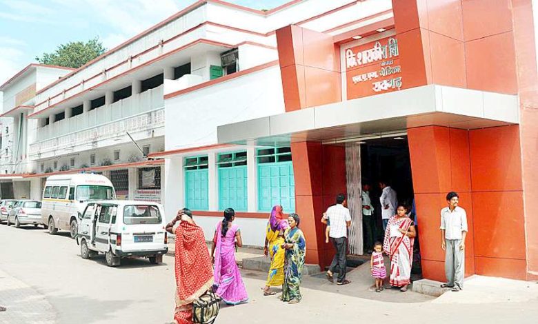 अस्पताल से एक ही दिन में दो मोबाइल पार