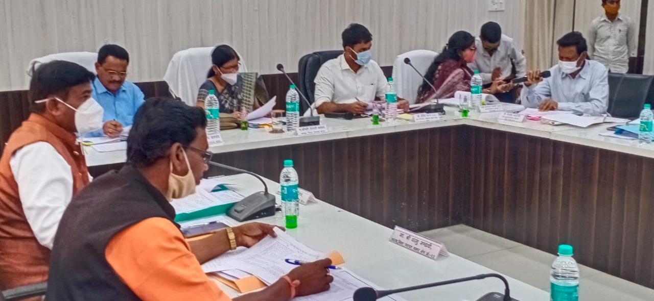 आगामी ग्रीष्म ऋतु को देखते हुए करें पेयजल की बेहतर व्यवस्था