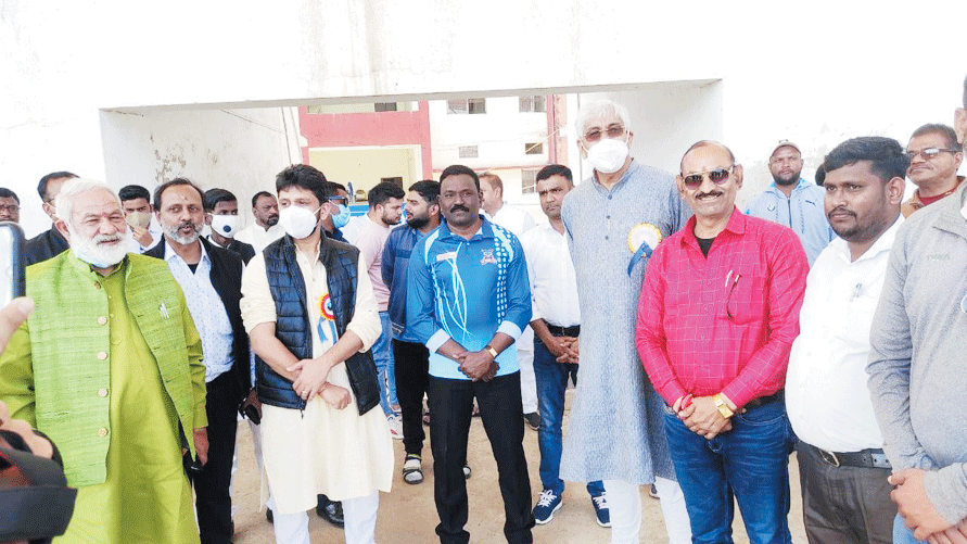 सरगुजा जिला एक पारी व 483 रन की बढ़त के साथ जीता