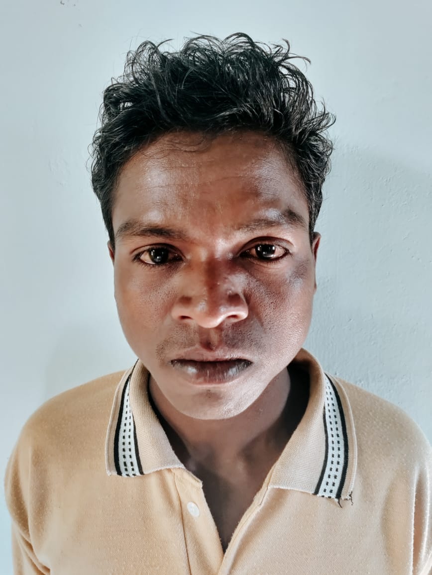  ईनामी नक्सली का समर्पण