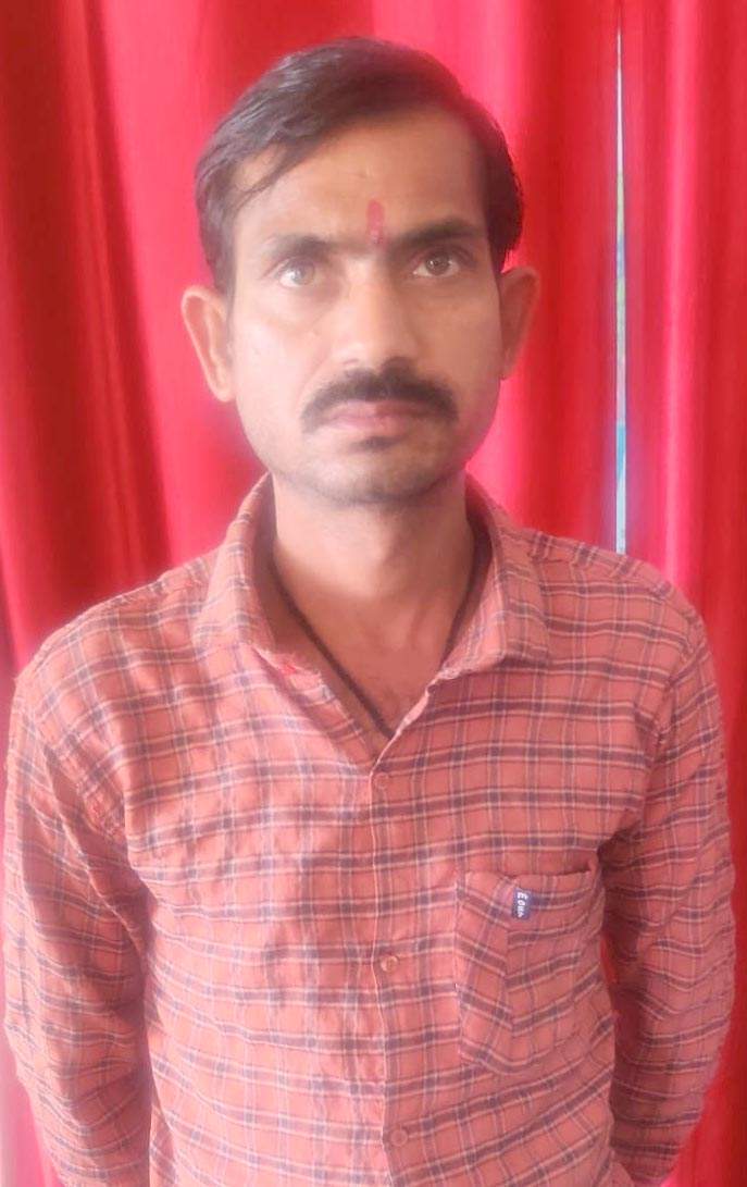 खुलेआम चाकू लहरा रहा था युवक, बंदी