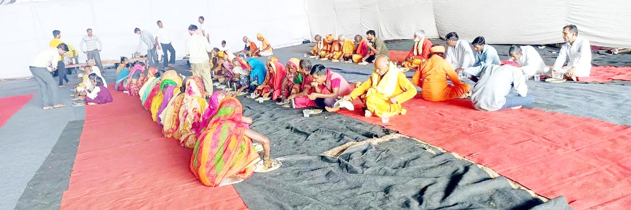 माघी पुन्नी मेला में संत महात्माओं के लिए स्वादिष्ट भोजन की व्यवस्था