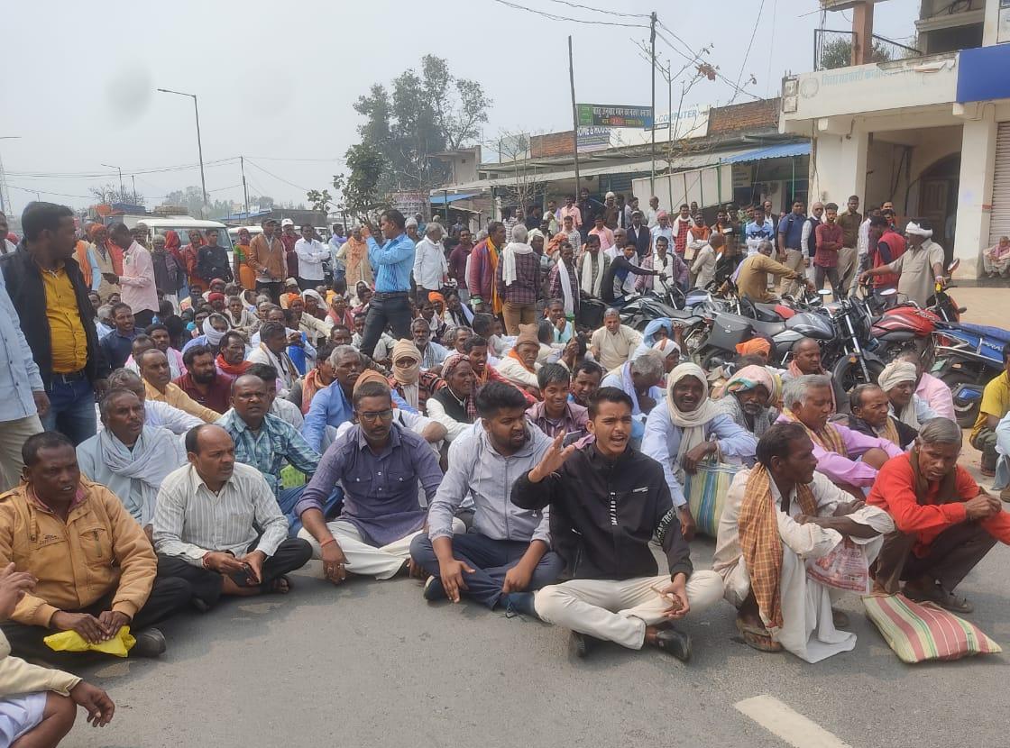 भुगतान में देरी, किसानों के साथ भाजपाई सडक़ पर