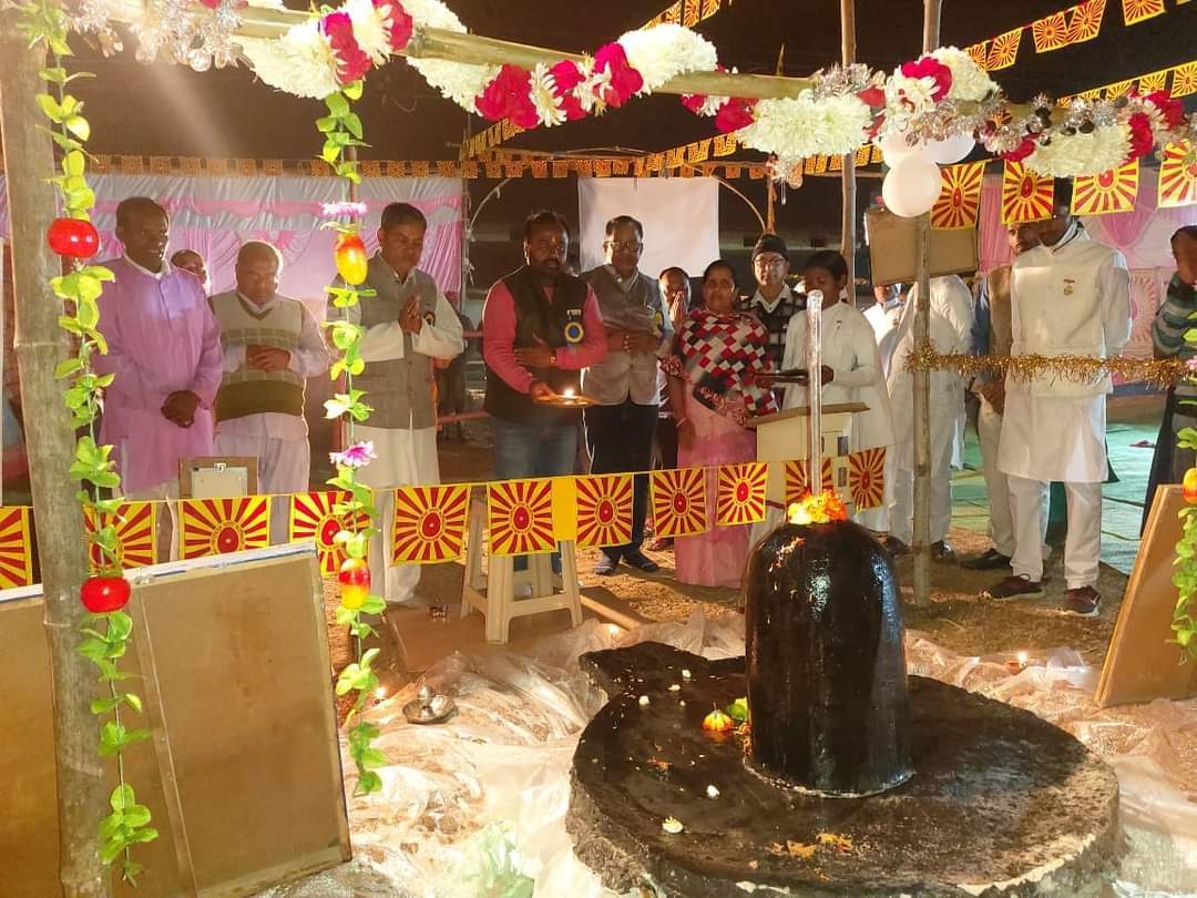 महाशिवरात्रि पर द्वादश ज्योतिर्लिंगों की झांकी