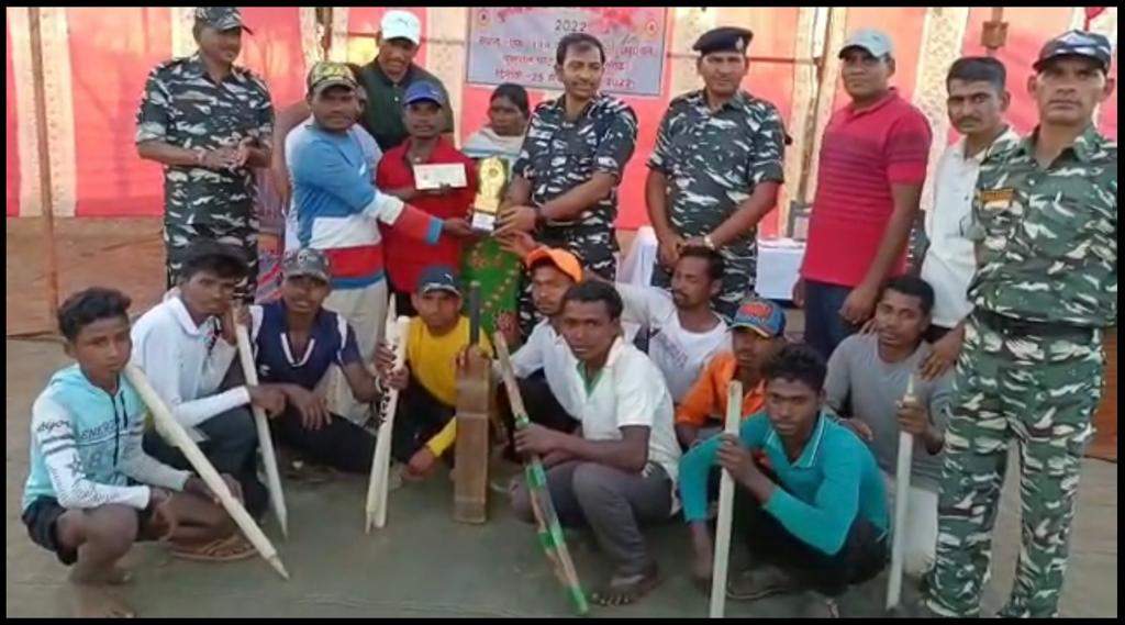 सीआरपीएफ ने की क्रिकेट स्पर्धा आयोजित, 16 टीमों ने भाग लिया सीआरपीएफ ने की क्रिकेट स्पर्धा आयोजित, 16 टीमों ने भाग लिया
