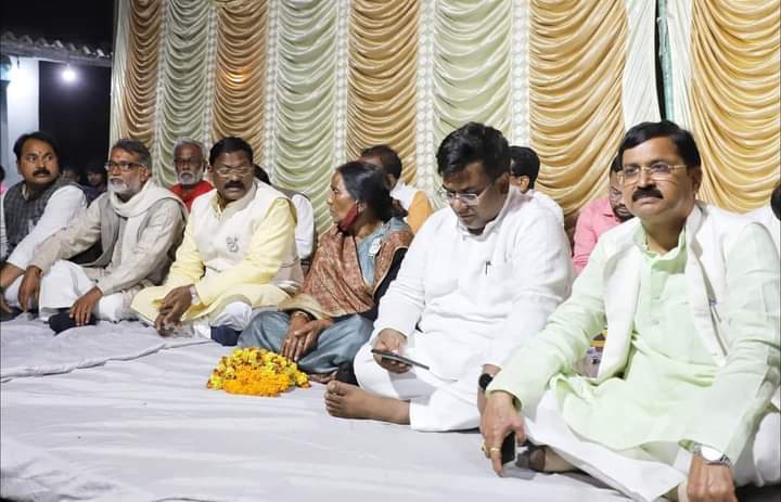 छत्तीसगढ़ मॉडल की तर्ज पर यूपी भी होगा विकसित... छत्तीसगढ़ मॉडल की तर्ज पर यूपी भी होगा विकसित...