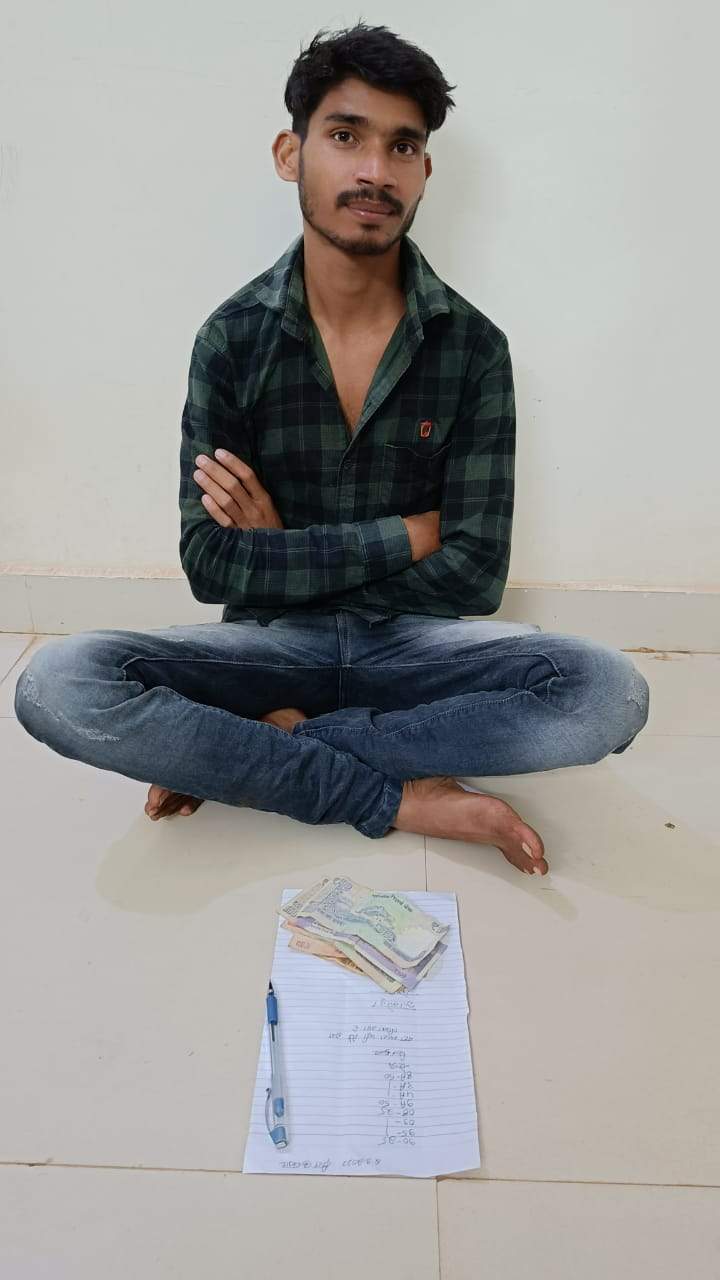 2 सटोरिए पकड़ाए 2 सटोरिए पकड़ाए
