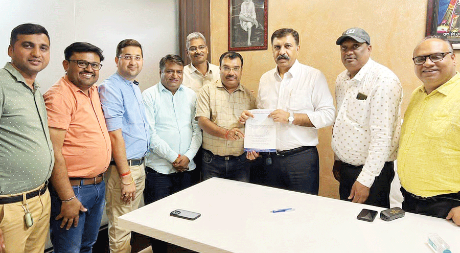 अभिषेक युवा चेंबर ऑफ कामर्स एवं डॉ.ईति महिला अध्यक्ष मनोनीत