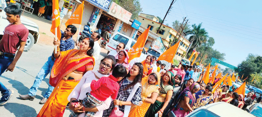  ढोल-नगाड़े के साथ स्वर्णकार समाज ने निकाली महारैली