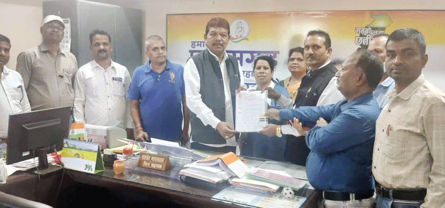 पुरानी पेंशन बहाली की मांग, संयुक्त मोर्चा ने विधायक को सीएम के नाम सौंपा ज्ञापन पुरानी पेंशन बहाली की मांग, संयुक्त मोर्चा ने विधायक को सीएम के नाम सौंपा ज्ञापन