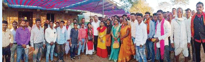 यादव समाज युवा संगठन के रक्तदाताओं का सम्मान यादव समाज युवा संगठन के रक्तदाताओं का सम्मान