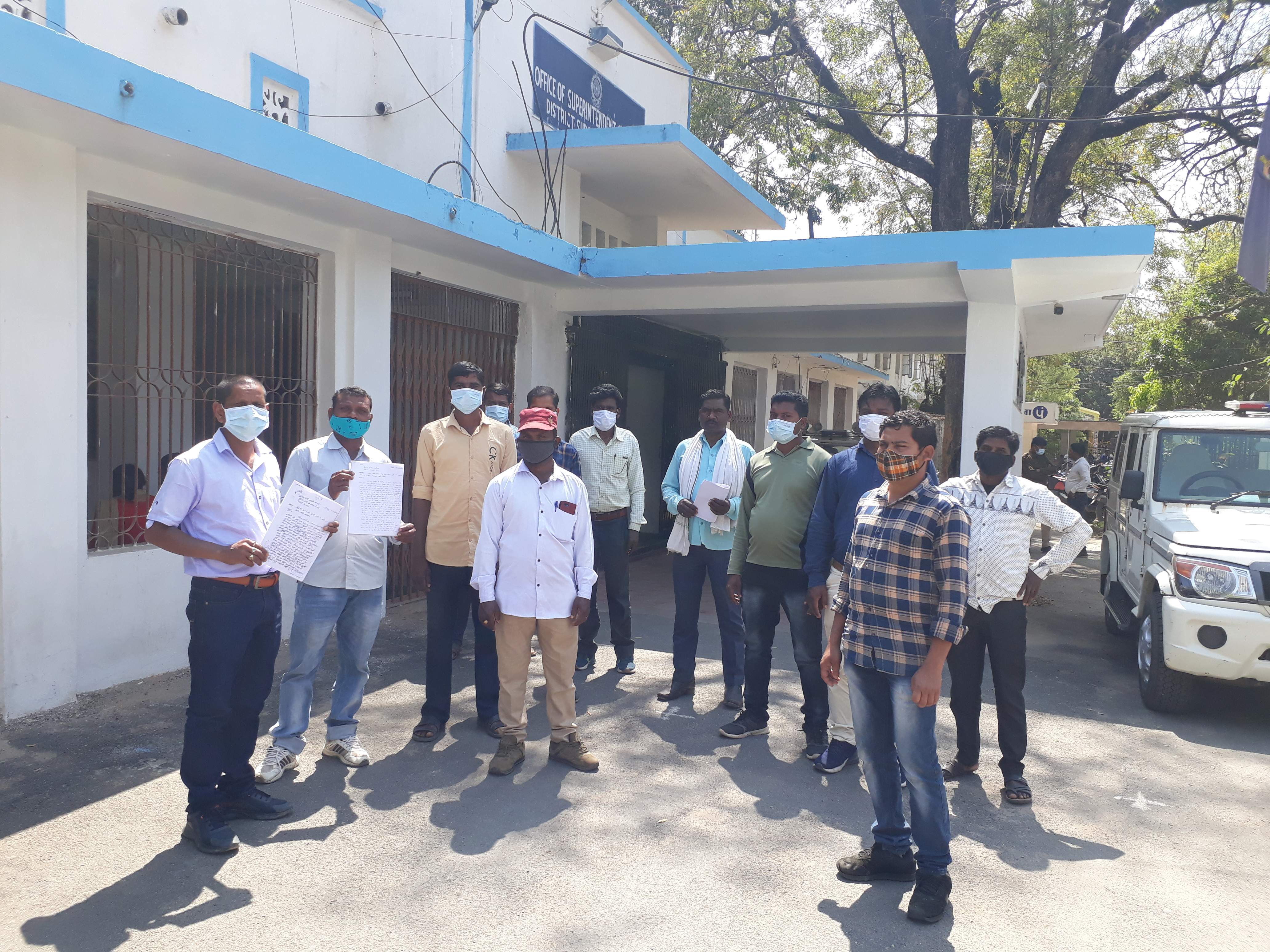 हथियारबंद लोगों ने की जान से मारने की कोशिश