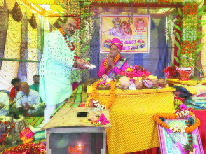 श्रीमद्भागवत गीता से समाज में फैली हुई कुरीतियों से दूर रह सकते हैं-योगेश  