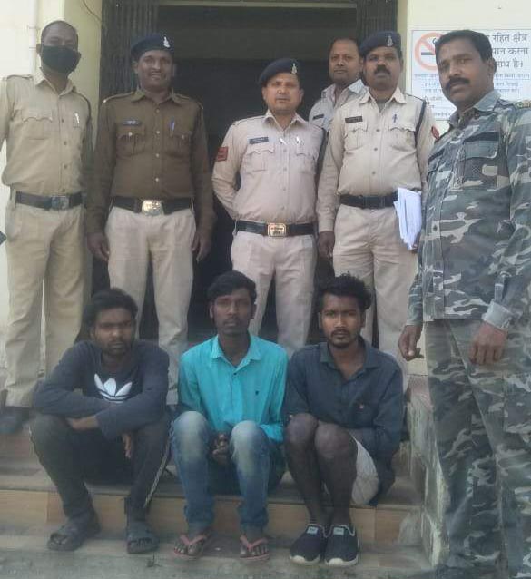 लड़ाई-झगड़ा छुड़ाना सिपाही को पड़ा महंगा, युवकों ने की मारपीट, गिरफ्तार