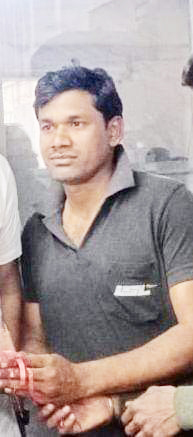 तेज रफ्तार ट्रेलर ने कर्मी को रौंदा तेज रफ्तार ट्रेलर ने कर्मी को रौंदा