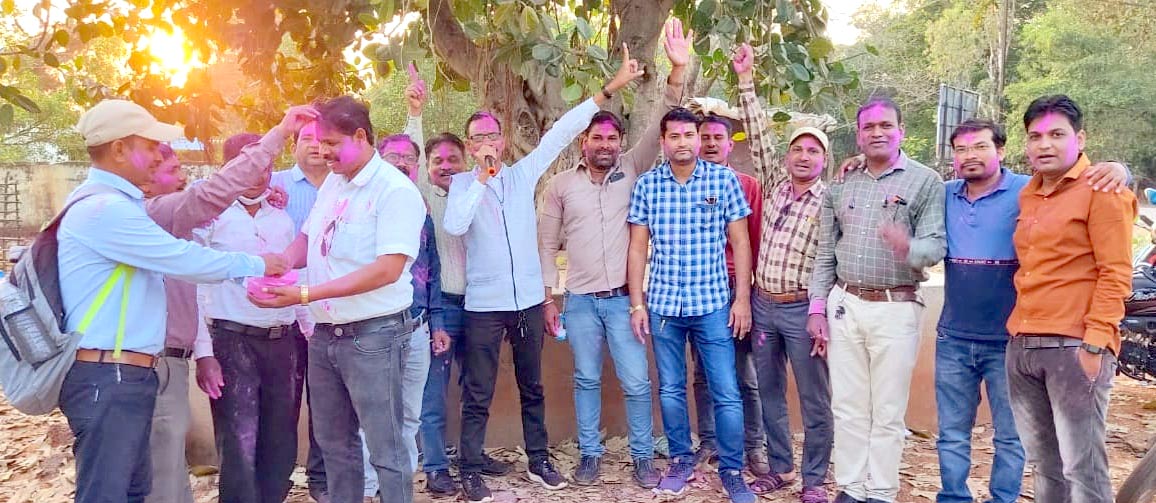 पुरानी पेंशन बहाली पर कर्मियों में हर्ष का माहौल