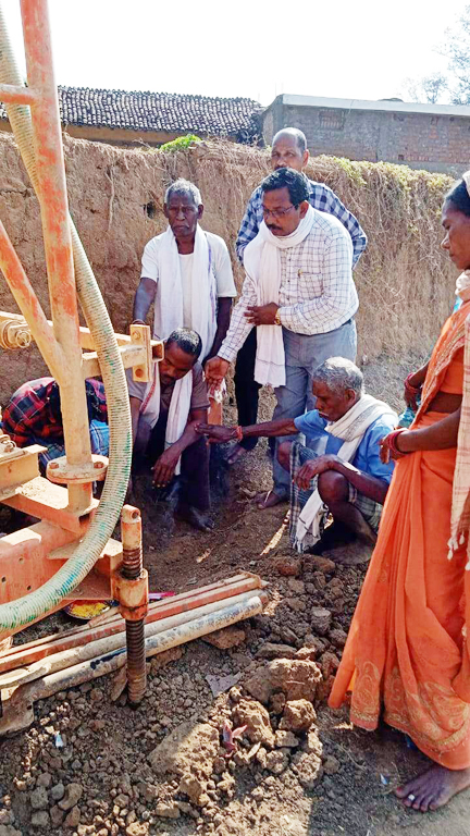 रंगमंच निर्माण का भूमिपूजन