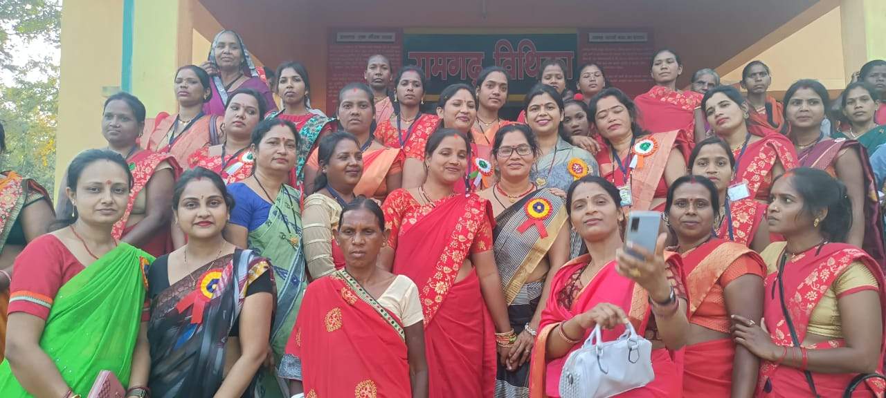 विभिन्न क्षेत्रों में सराहनीय काम करने वाली महिलाओं का सम्मान