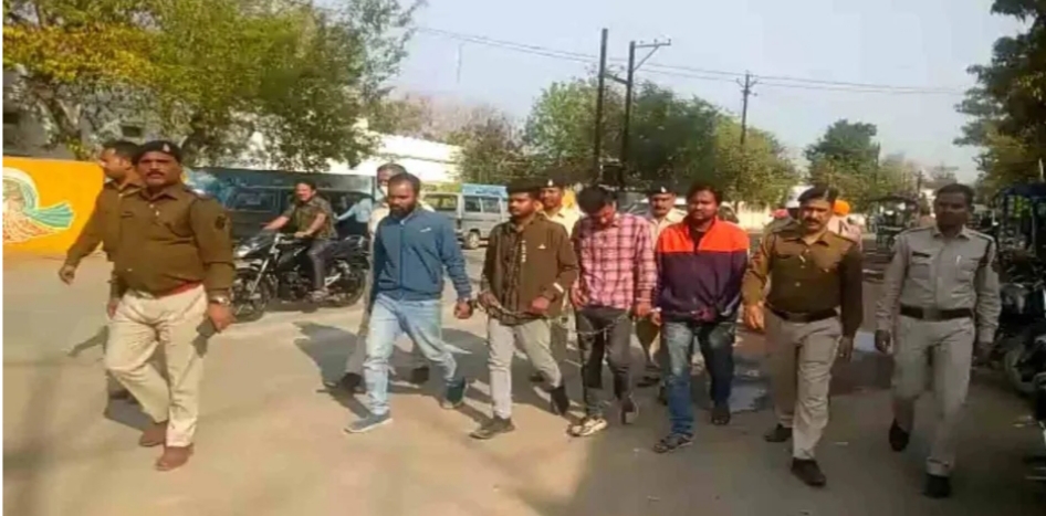 नशे में चार युवकों ने सिपाही को पीटा