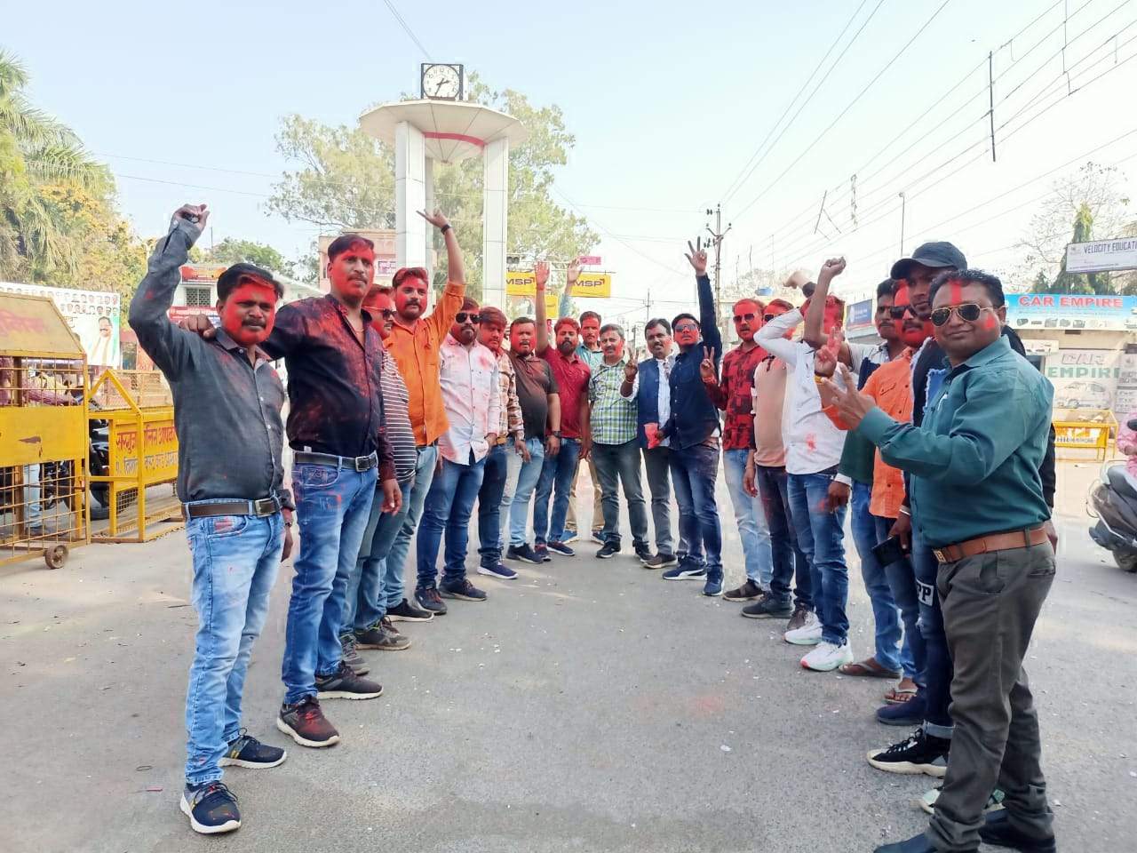 4 राज्यों में जीत, भाजपा ने मनाई खुशियां