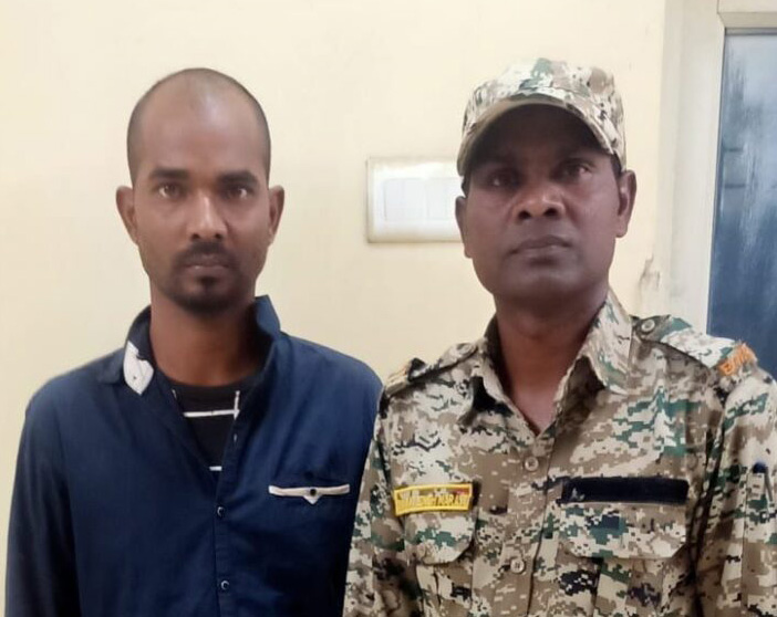 महिला से छेड़छाड़, युवक गिरफ्तार